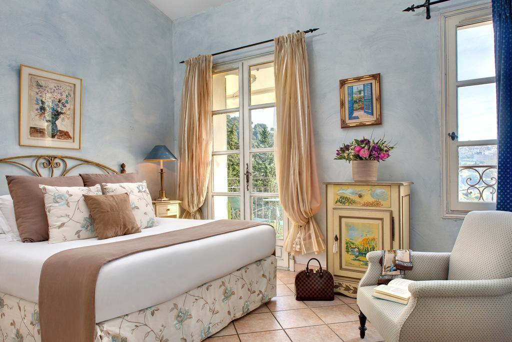 Hotel La Grande Bastide Σαιν-Πολ-ντε-Βανς Δωμάτιο φωτογραφία